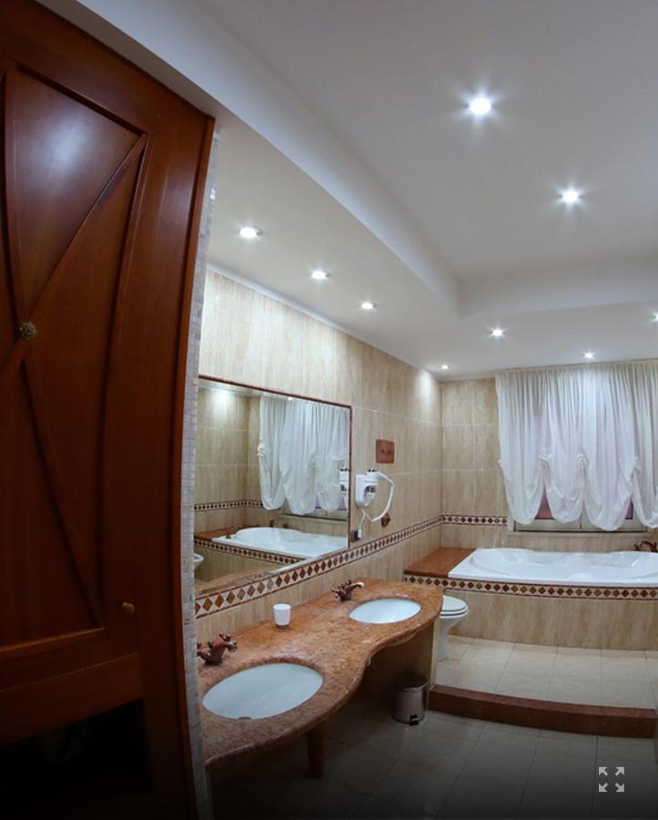 Deluxe Room,1033288196:JPEG